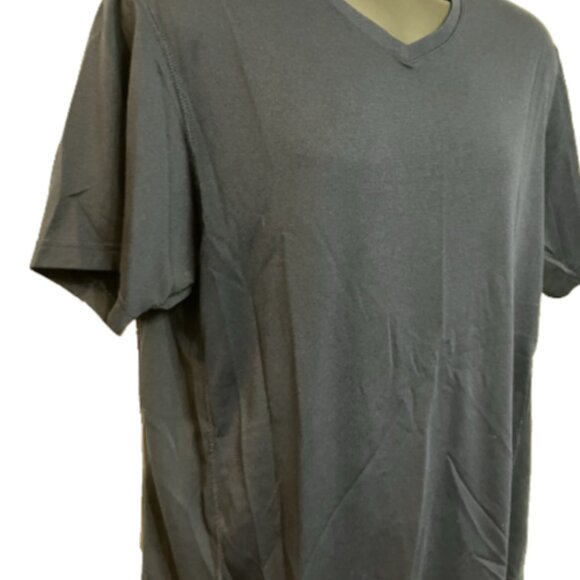 Roundtree & Yorke Sport XL Short Sleeve Navy Blue V-neck polyester Athletic Tee - Picture 3 of 9